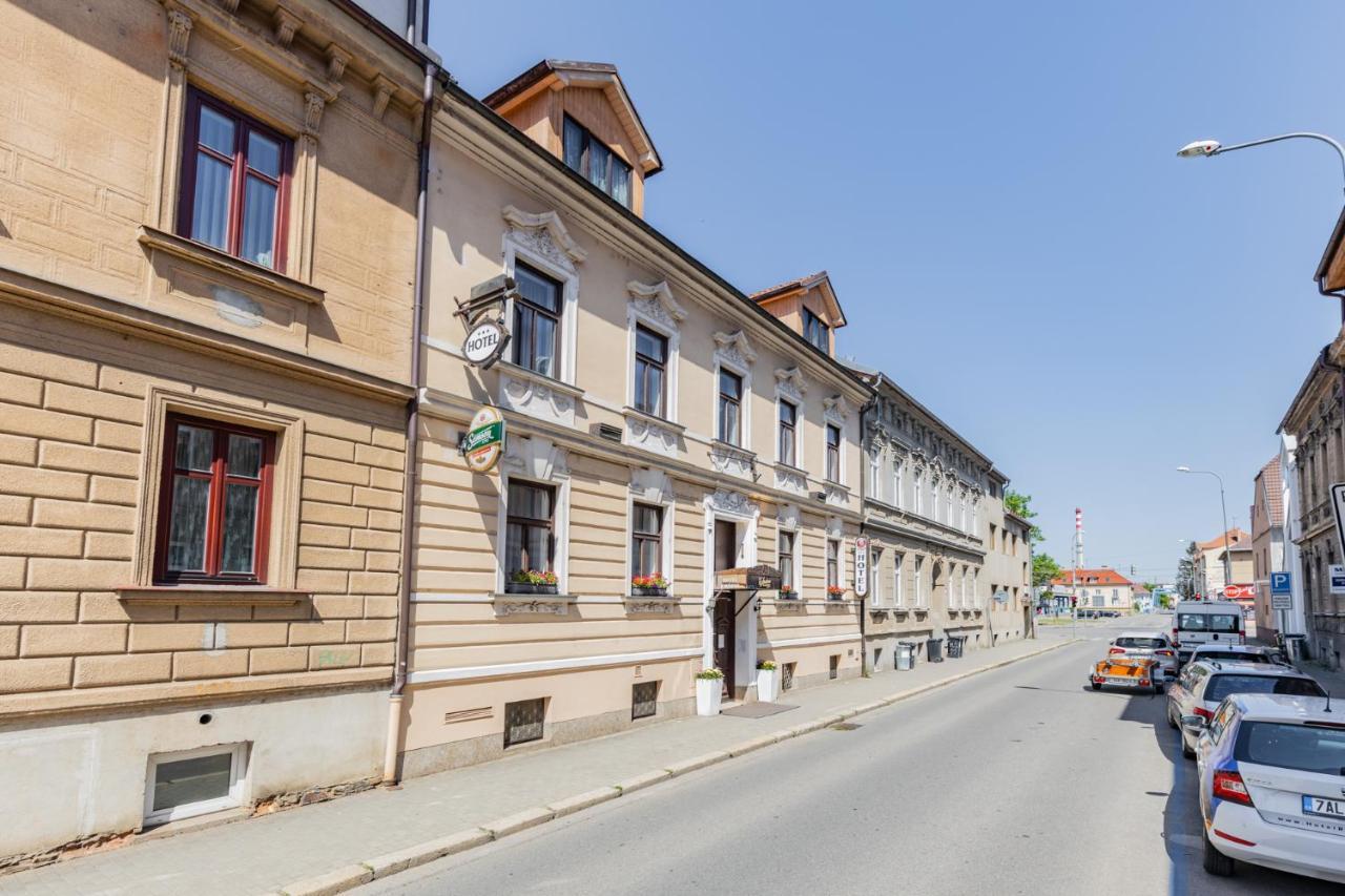 Hotel Amadeus Ческе-Будеёвице Экстерьер фото